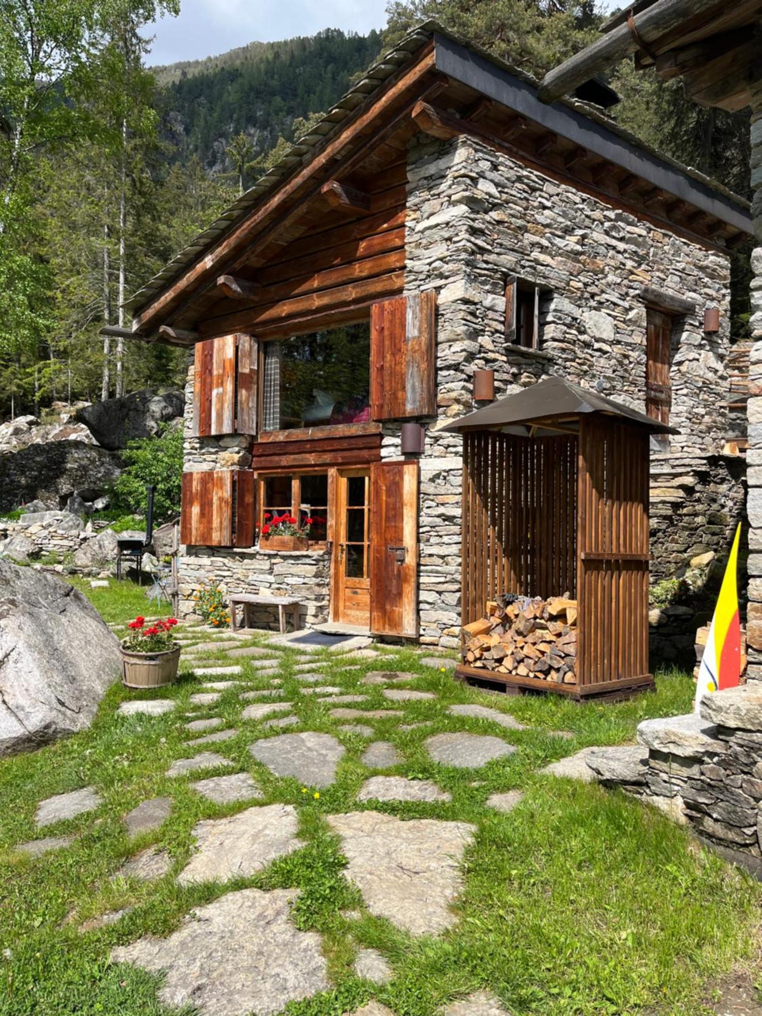 Resalbert Chalet Chiavenna Exterior photo