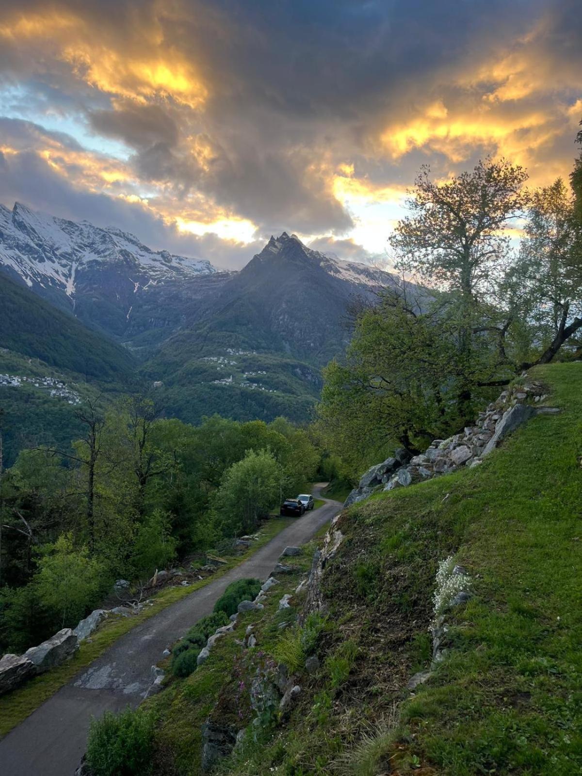 Resalbert Chalet Chiavenna Exterior photo